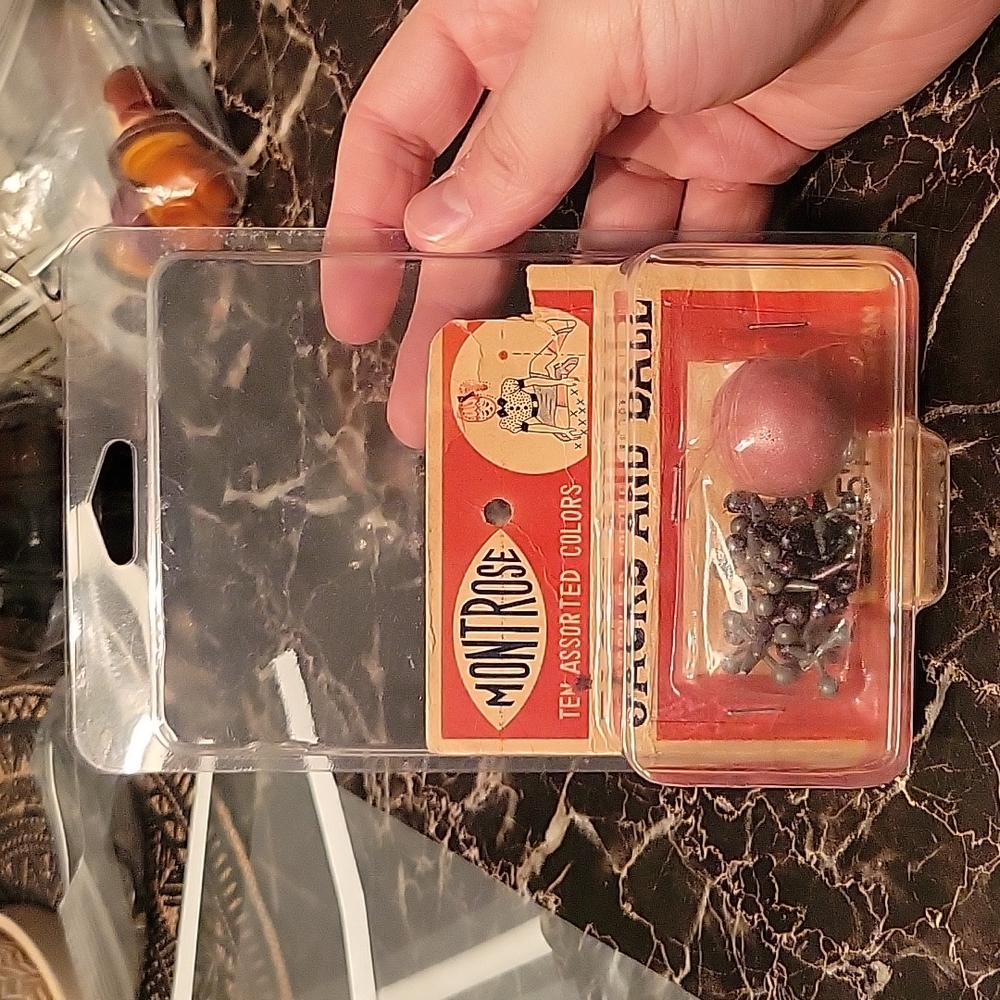 SETS OF METAL JACKS AND Ball RED RUBBER GAME Montrose TOY PARTY FAVORS onCard